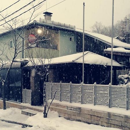 Discret Hotel & Restaurant Vladaja Kültér fotó