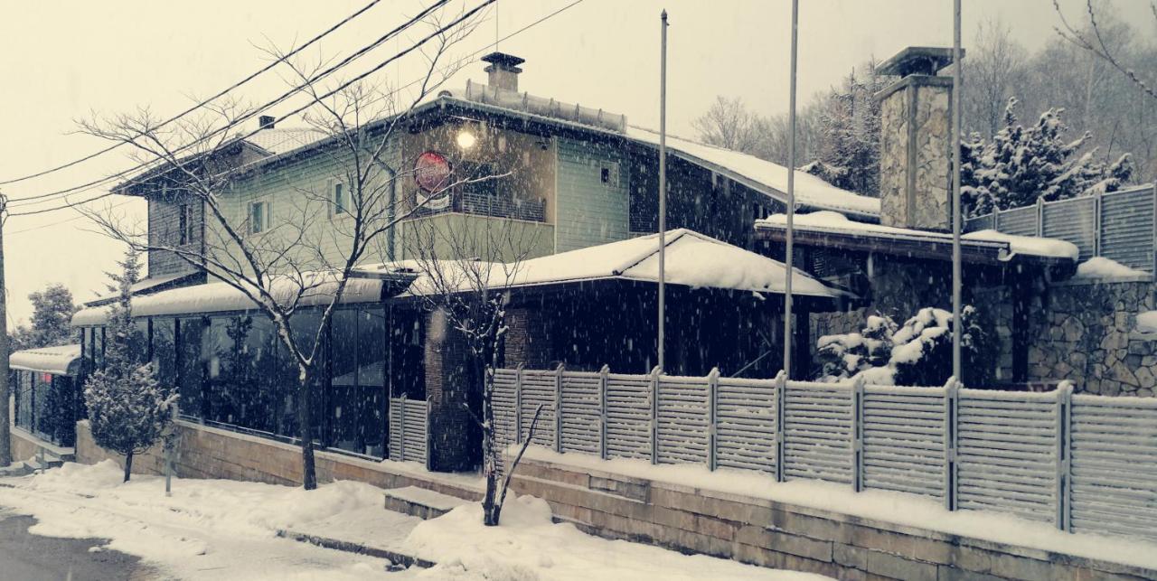 Discret Hotel & Restaurant Vladaja Kültér fotó