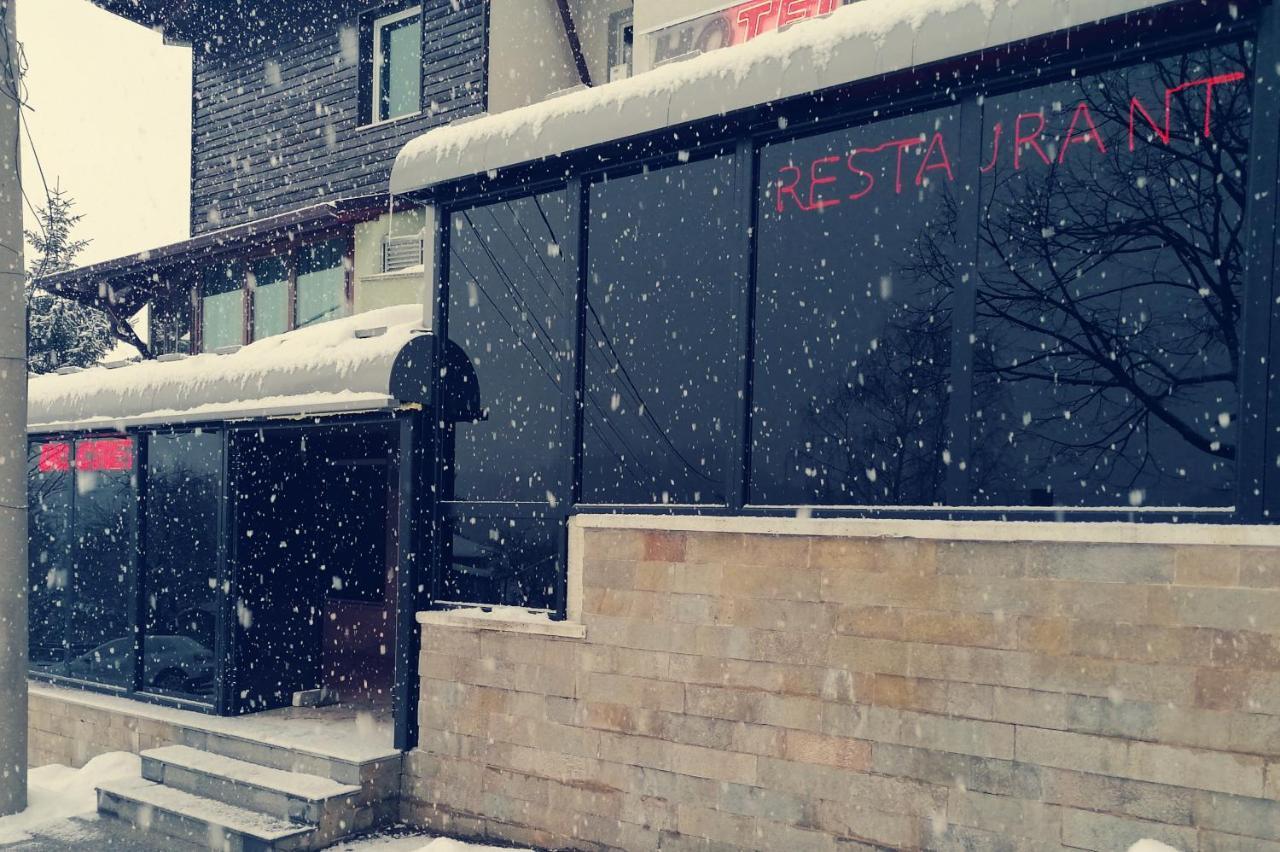 Discret Hotel & Restaurant Vladaja Kültér fotó