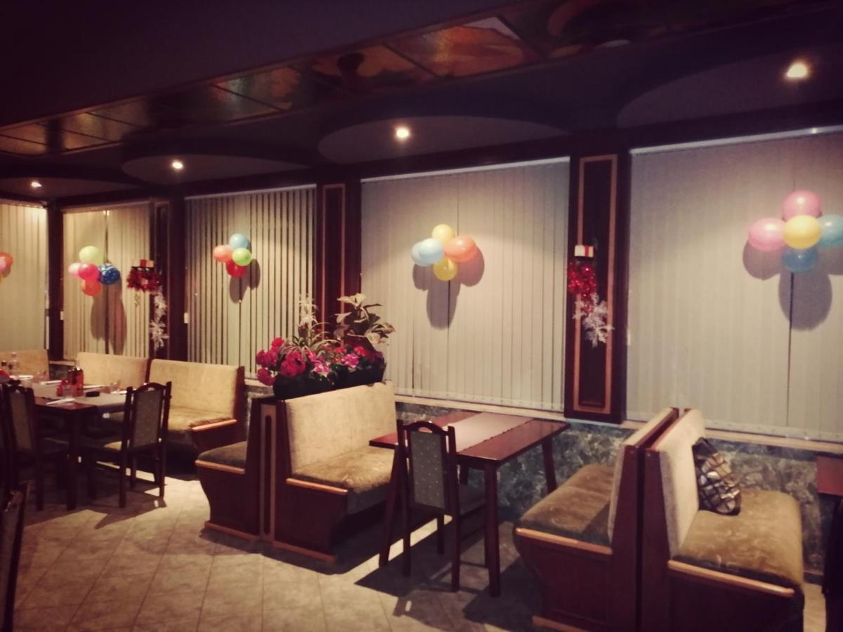 Discret Hotel & Restaurant Vladaja Kültér fotó
