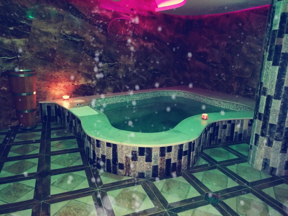 Discret Hotel & Restaurant Vladaja Kültér fotó