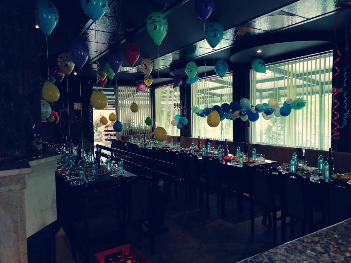 Discret Hotel & Restaurant Vladaja Kültér fotó