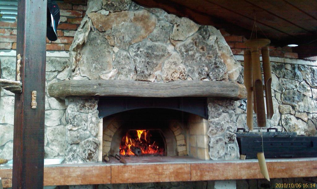 Discret Hotel & Restaurant Vladaja Kültér fotó