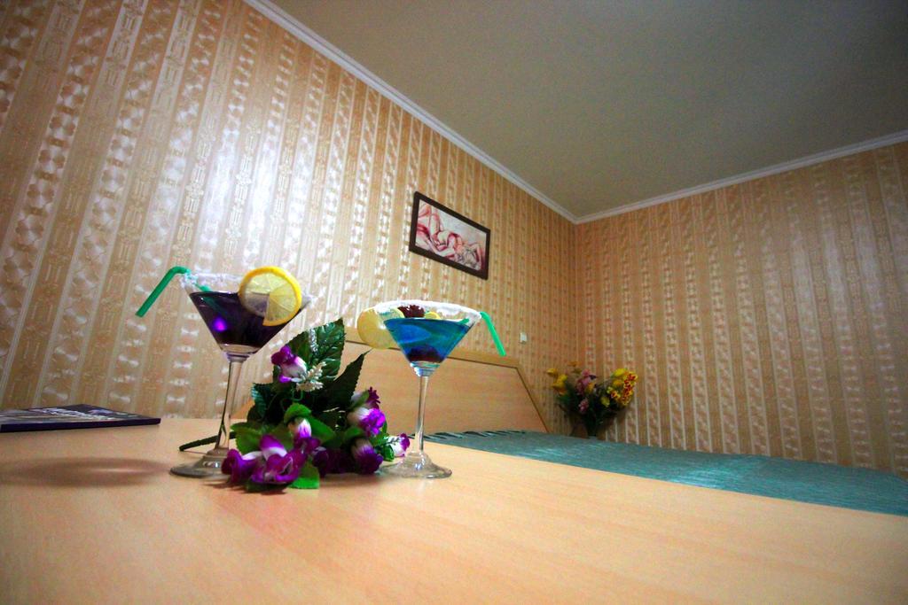 Discret Hotel & Restaurant Vladaja Kültér fotó