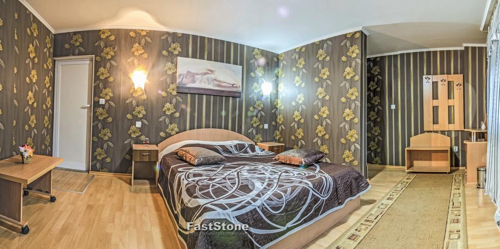 Discret Hotel & Restaurant Vladaja Kültér fotó